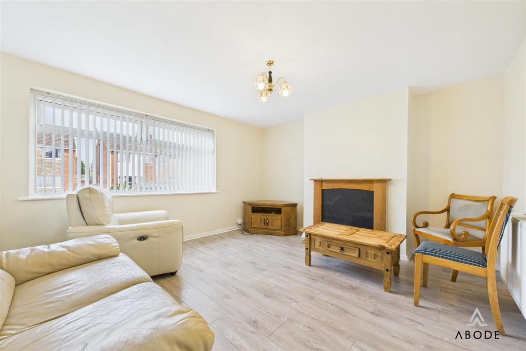 CAM03473 G0-PR0380-STILL002.jpg