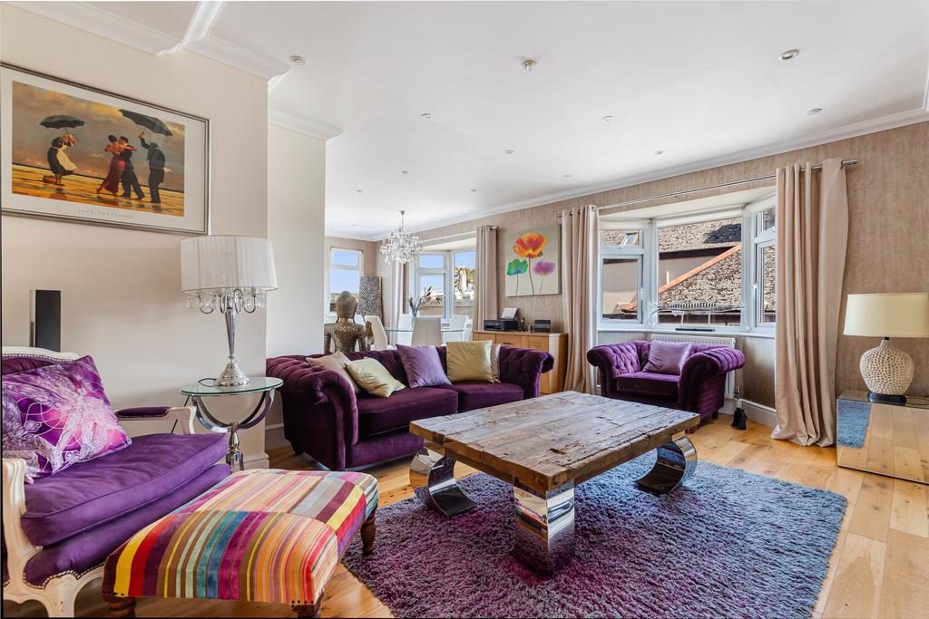 A11 - Dart View Swannaton Road - 250611