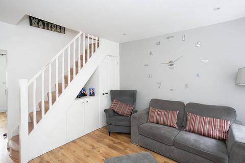 2 bedroom terraced house for sale, Neal Street, Watford, WD18