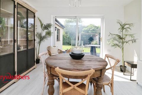 3 bedroom detached house for sale, Shepherd Lane, Thurnscoe, Rotherham