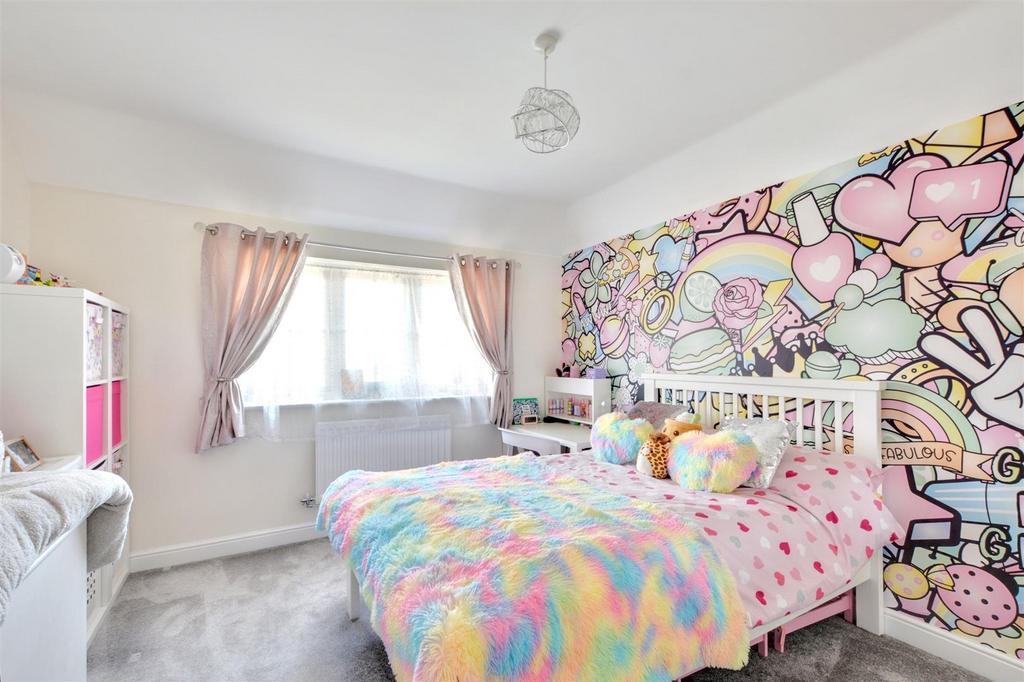 Bedroom 2 1.jpeg