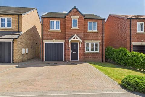 4 bedroom detached house for sale, 8 Berriman Drive, Driffield, YO25 5DX