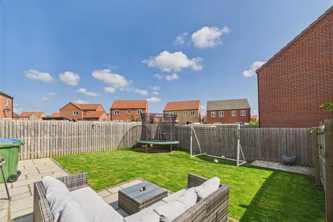 4 bedroom detached house for sale, 8 Berriman Drive, Driffield, YO25 5DX