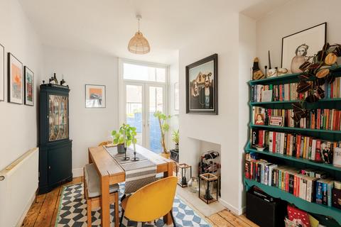 61 Exeter Road, Southville, Bristol, BS3 1LY