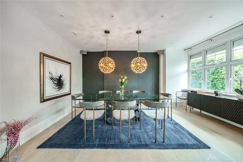 undefined, Woodside Avenue, London, N6