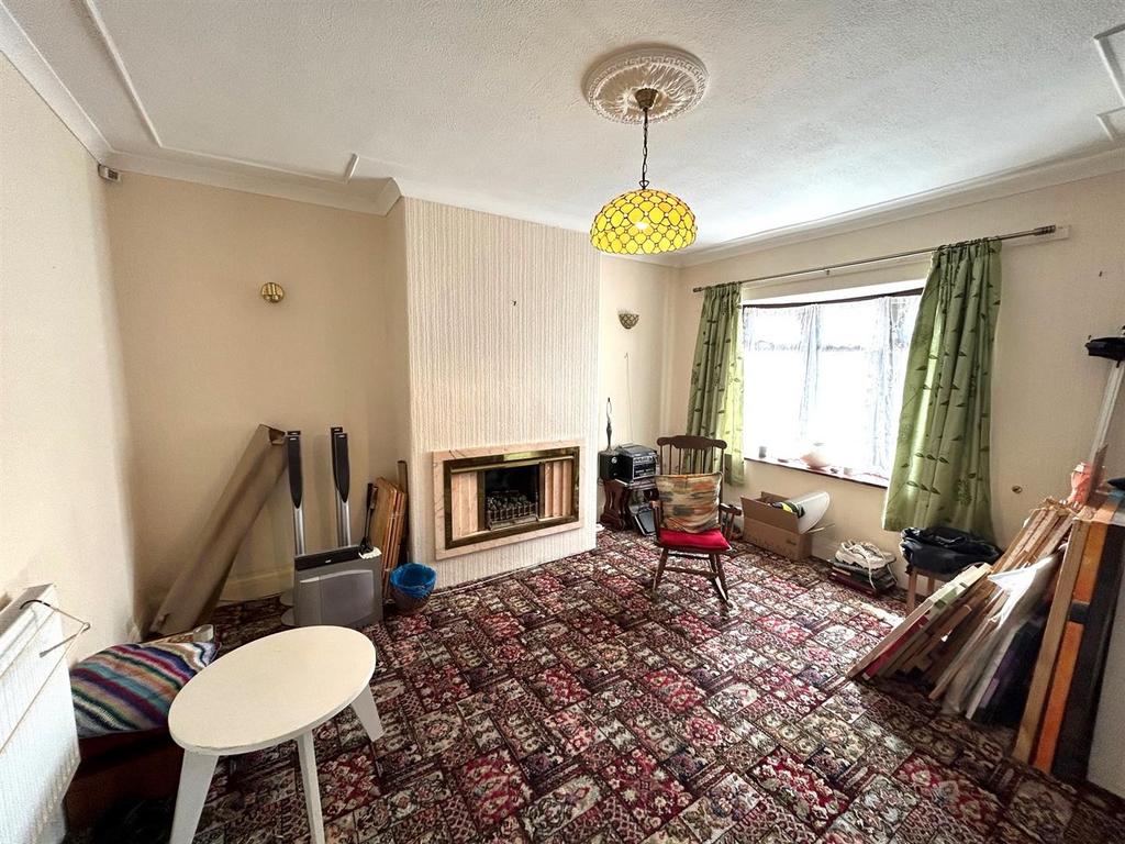 Living Room.jpg