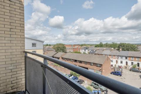 undefined, Crossway Point,  Reading,  Berkshire,  RG1