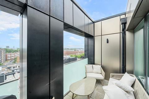 1 bedroom flat for sale, Heckfield Place, London, SW6