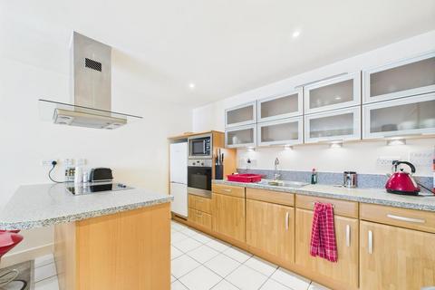 2 bedroom apartment for sale, St. Agnes Place, Chichester