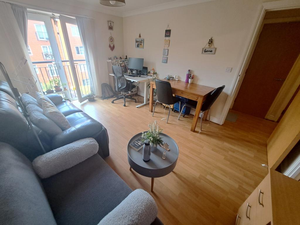 Lounge 2