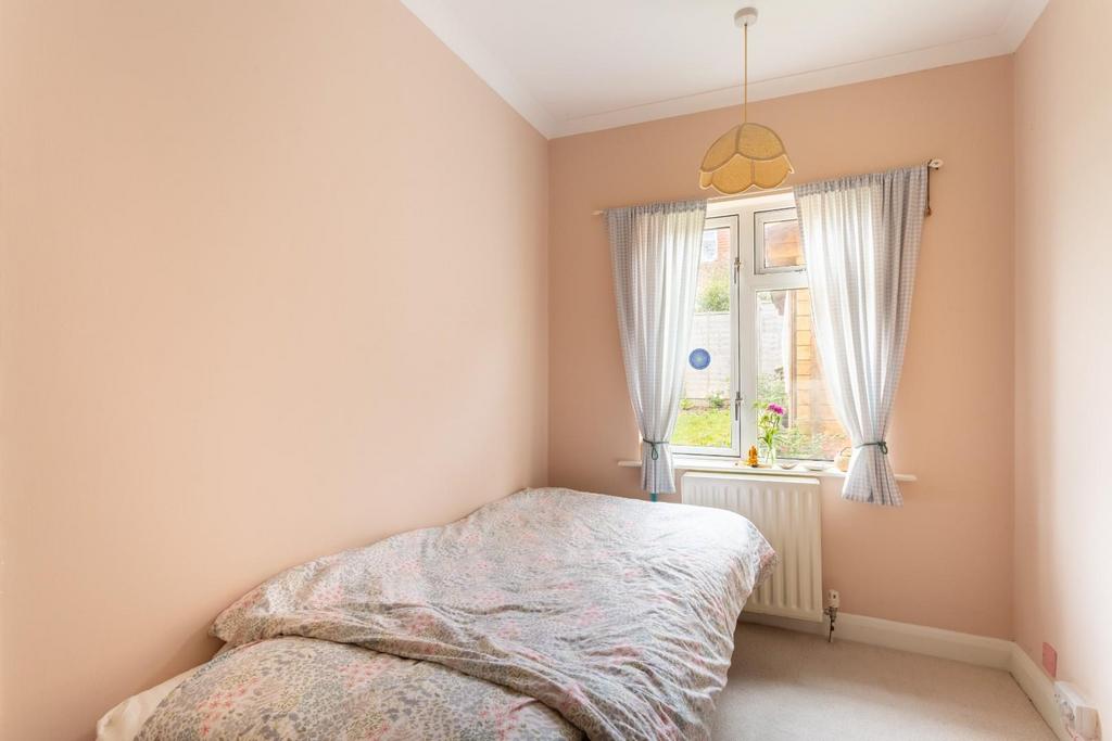 Hailsham Avenue-7.jpg