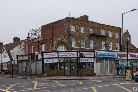Retail property (high street) to rent, 335 Purley Way Croydon CR0 4NW