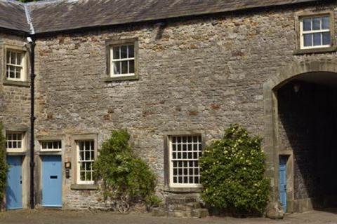 Property to rent, Stable Courtyard Skipton BD23 3AE