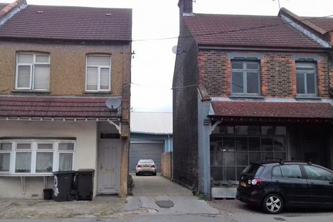 Industrial development to rent, 217-219 Davidson Rd Croydon CR0 6DP
