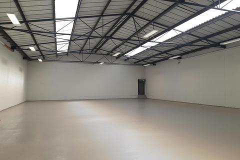 Warehouse to rent, Lanrick Rd London E14 0JP
