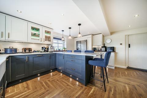 4 bedroom farm house for sale, Twyford Lane, Oswestry SY11