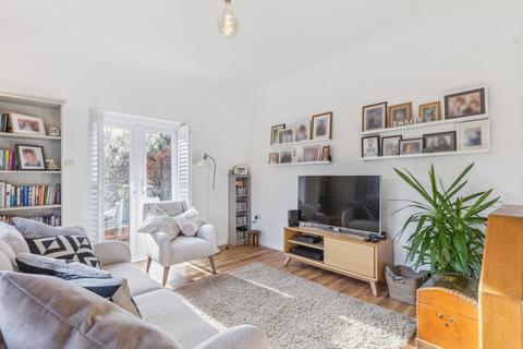 1 Longmead, Letchworth Garden City, SG6 4HW