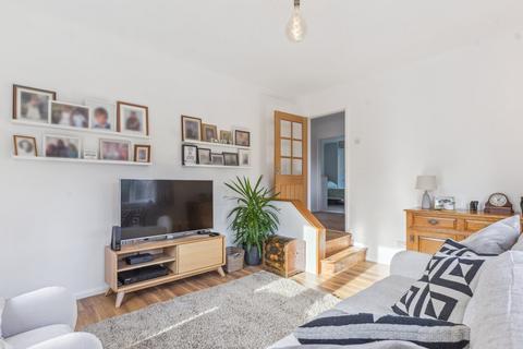 1 Longmead, Letchworth Garden City, SG6 4HW