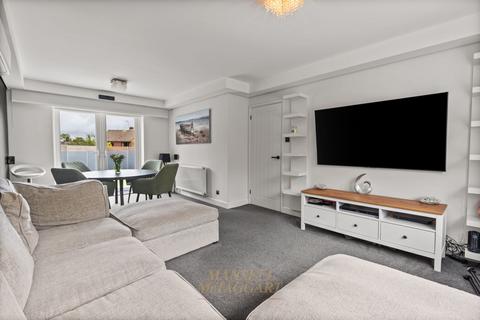 undefined, Bayhams Field, East Grinstead RH19