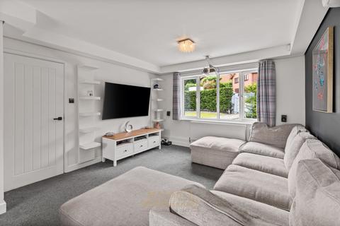 undefined, Bayhams Field, East Grinstead RH19