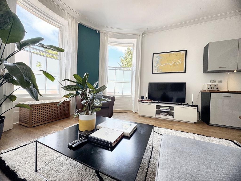 Kitchen/Living/Dining
