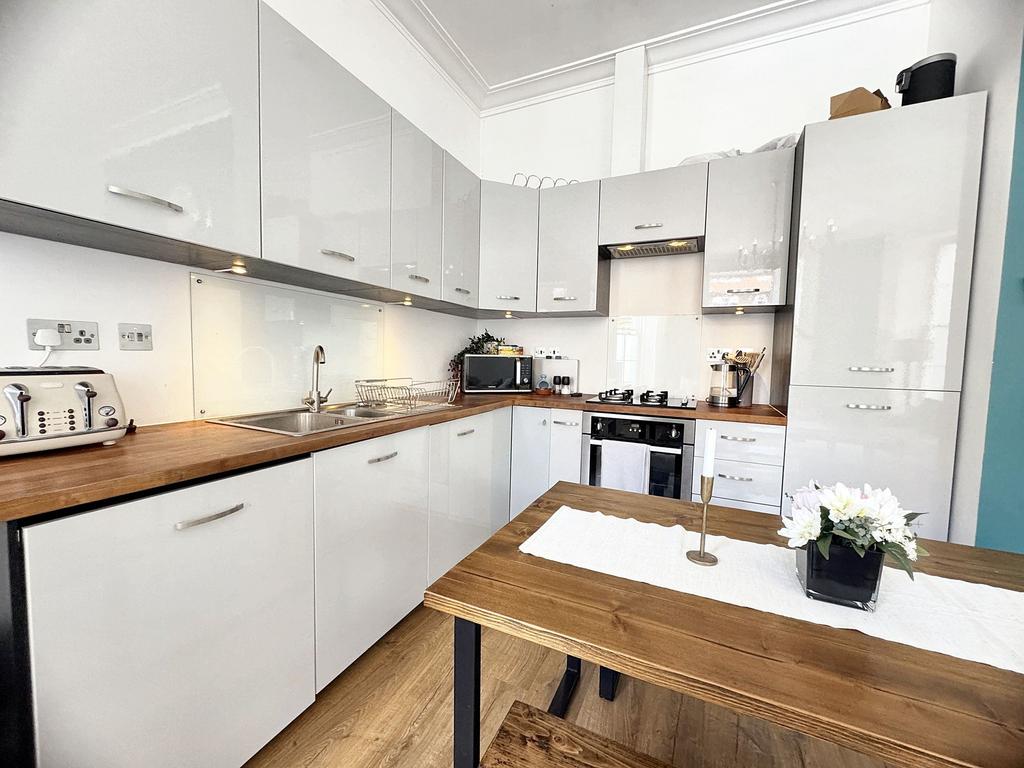 Kitchen/Living/Dining