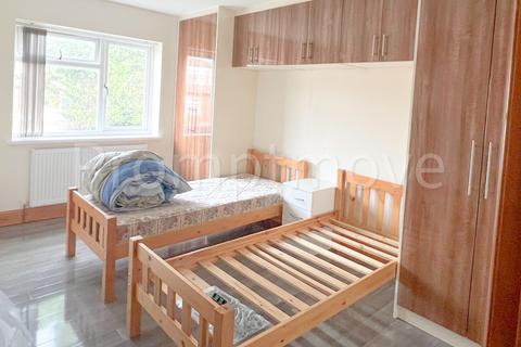 undefined, Rondini Avenue Luton LU3 1RR