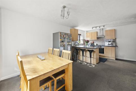 undefined, Jessop Avenue, Southall UB2