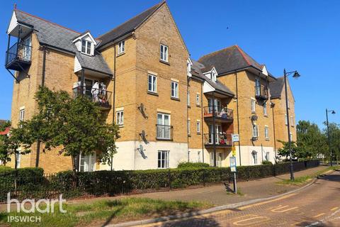 undefined, Ravenswood Avenue, Ipswich