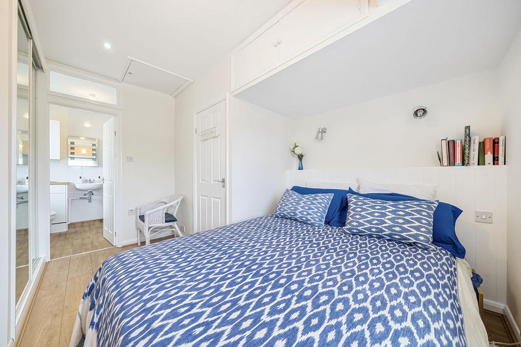 Rear Bedroom