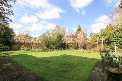 undefined, Martins Drive, Wokingham, RG41