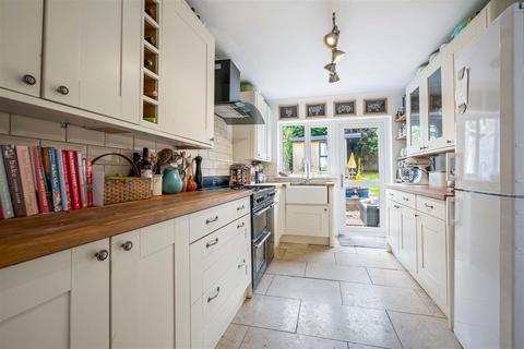 18 Brook End Close, Henley-in-arden, B95 5JE