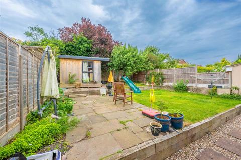 18 Brook End Close, Henley-in-arden, B95 5JE