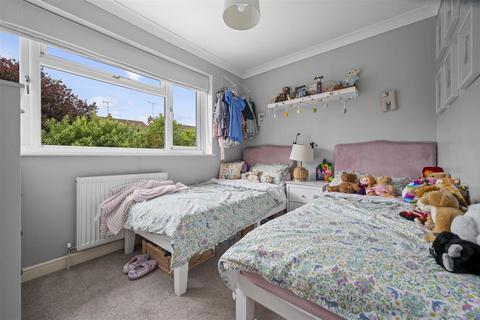 18 Brook End Close, Henley-in-arden, B95 5JE