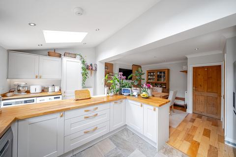 202 Stafford Road, Caterham, CR3 6JF
