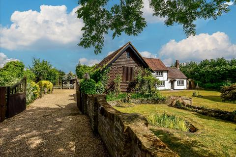 3 bedroom detached house for sale, Bucks Hill, Kings Langley, WD4
