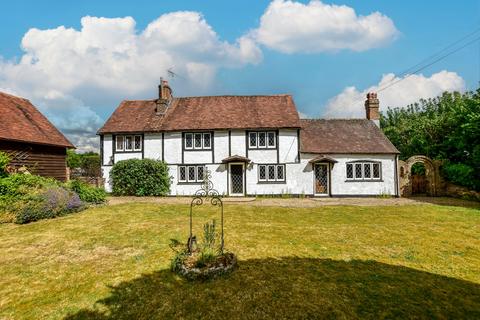 3 bedroom detached house for sale, Bucks Hill, Kings Langley, WD4