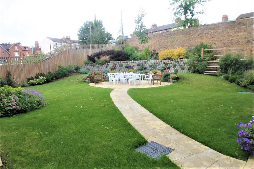Gardens.jpg