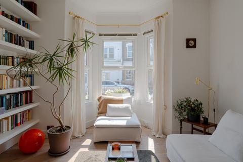 68a Howson Road, London, SE4 2AT