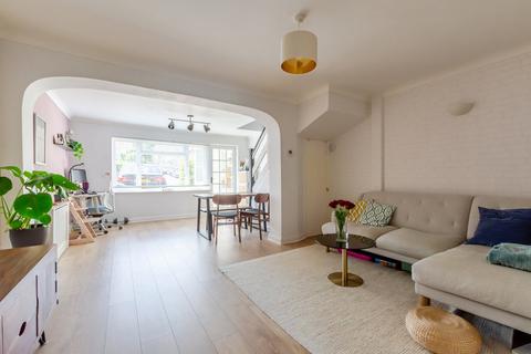 44 Felton Lea, Sidcup, DA14 6BA