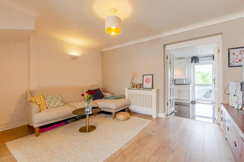 44 Felton Lea, Sidcup, DA14 6BA