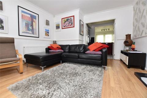 25 Harthill, Gildersome, Leeds, LS27 7EJ