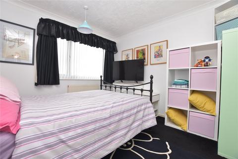 25 Harthill, Gildersome, Leeds, LS27 7EJ