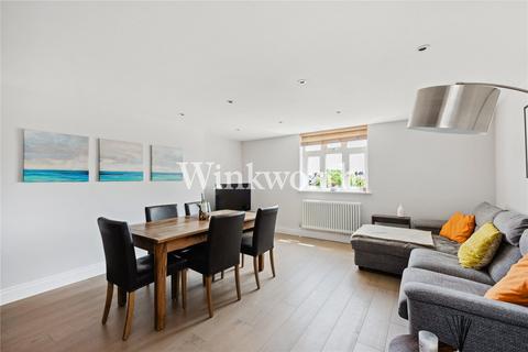 3 bedroom apartment for sale, Adolphus Road, London, N4