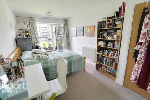 1 bedroom apartment to rent, Maxwell Road, ROMFORD