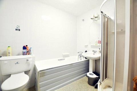 4 bedroom terraced house for sale, Sanctuary Close, Harefield, Uxbridge