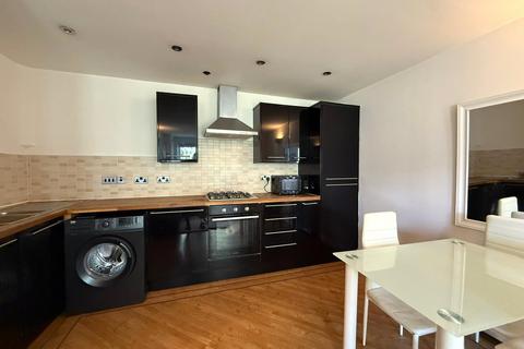 1 bedroom flat for sale, Wrotham Road, Gravesend, Kent, DA11