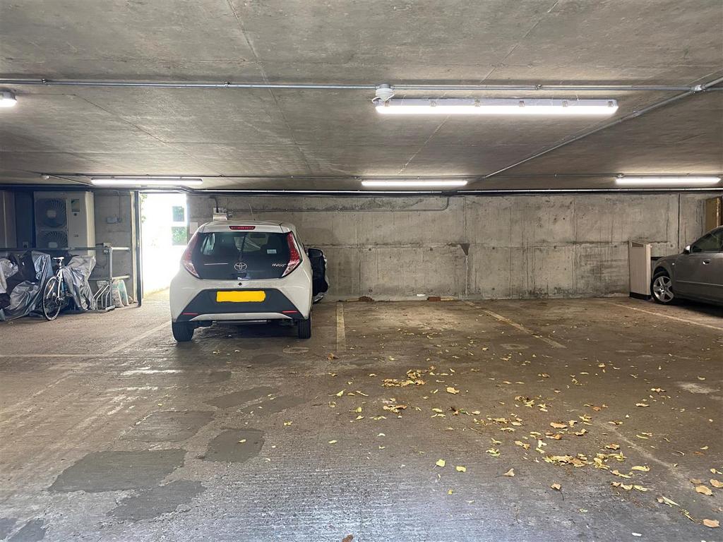 Parking.jpg