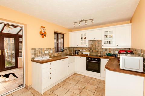 3 bedroom semi-detached house for sale, Ridgeway Avenue, Bolsover, S44