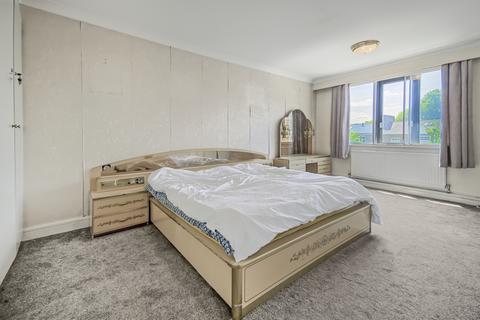 2 bedroom flat for sale, Wellington Road, NW8
